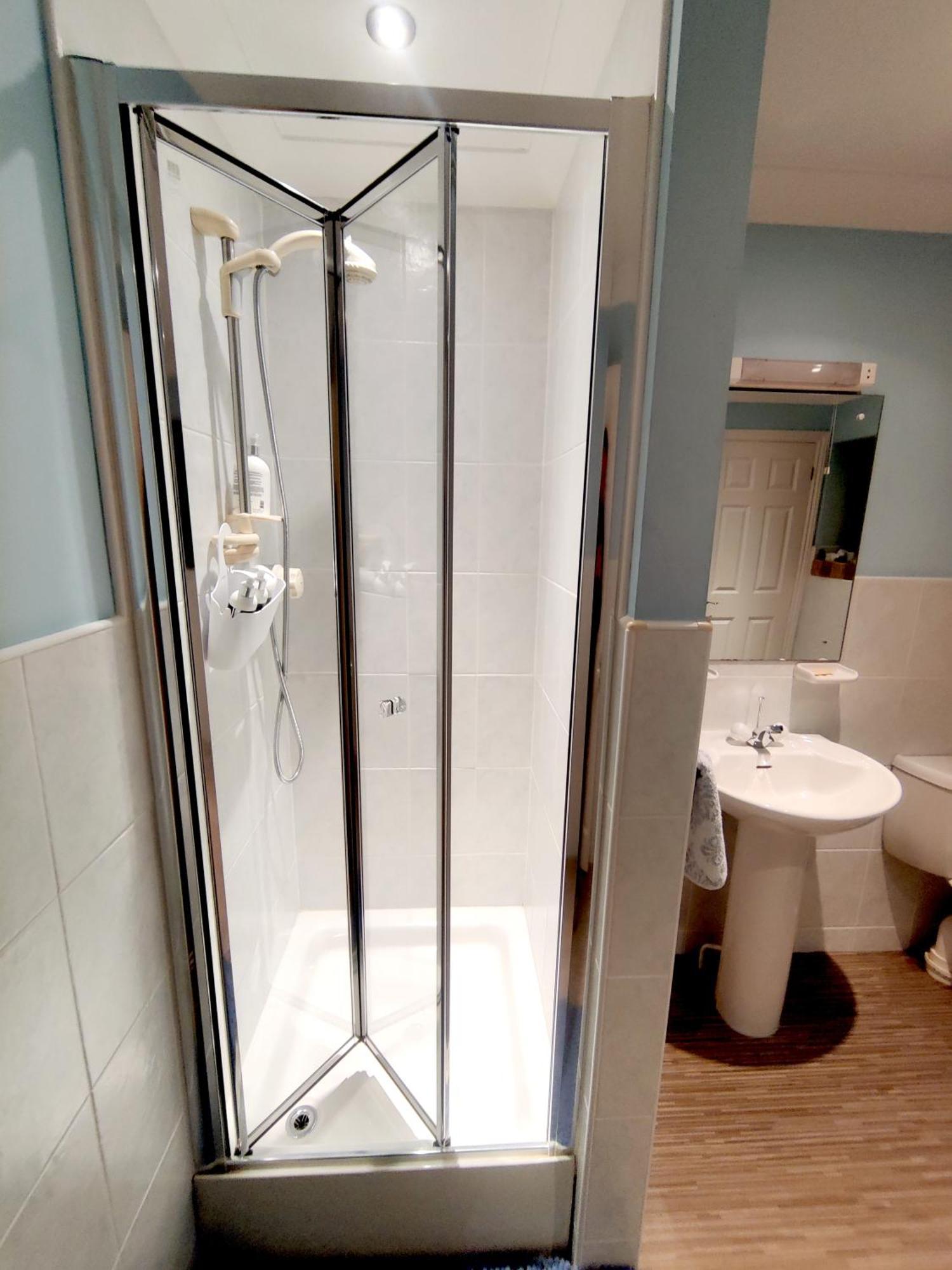Lovely Private Room With Bathroom Stowey Екстер'єр фото